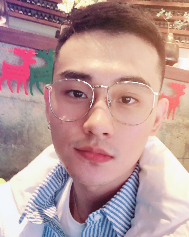 胡强很孤单的第一张照片--郑州中老年相亲网