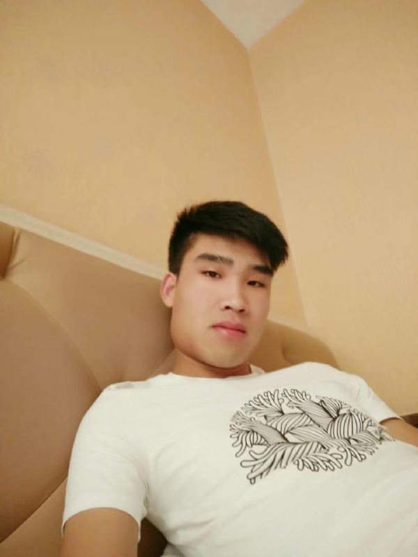 谁不曾孤单上路的第二张照片--郑州中老年相亲网